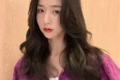 震惊！27岁韩国女偶像实名揭露娱乐圈潜规则：资源分配不公队友陪高层上位自己拒拍大尺度戏码！