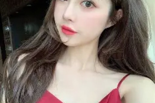 向太这回恐要翻车！曝49岁黄晓明曾当众给她下跪十几人目睹